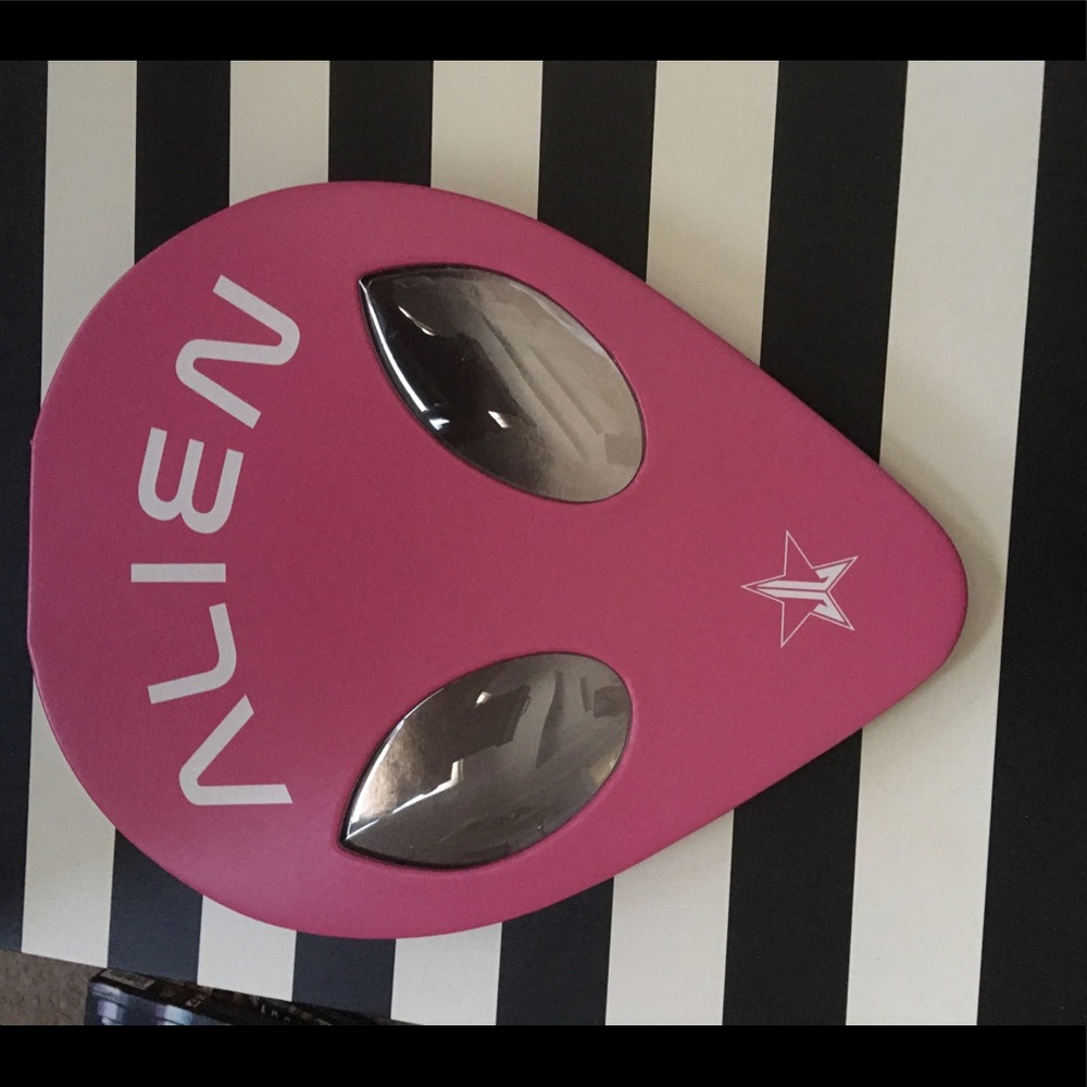 Jeffree Star Palette